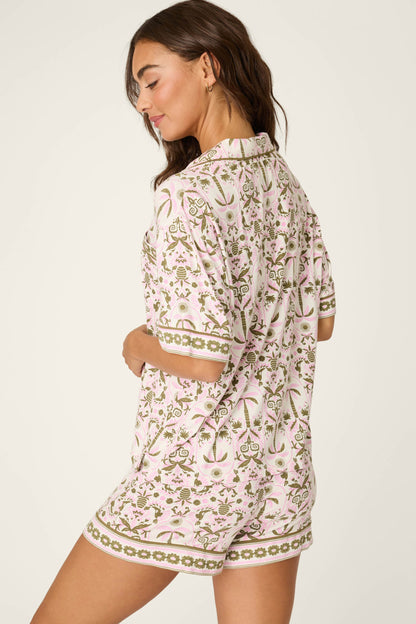 Déjà Vu Dreams Tiki Time Short Sleeve Top