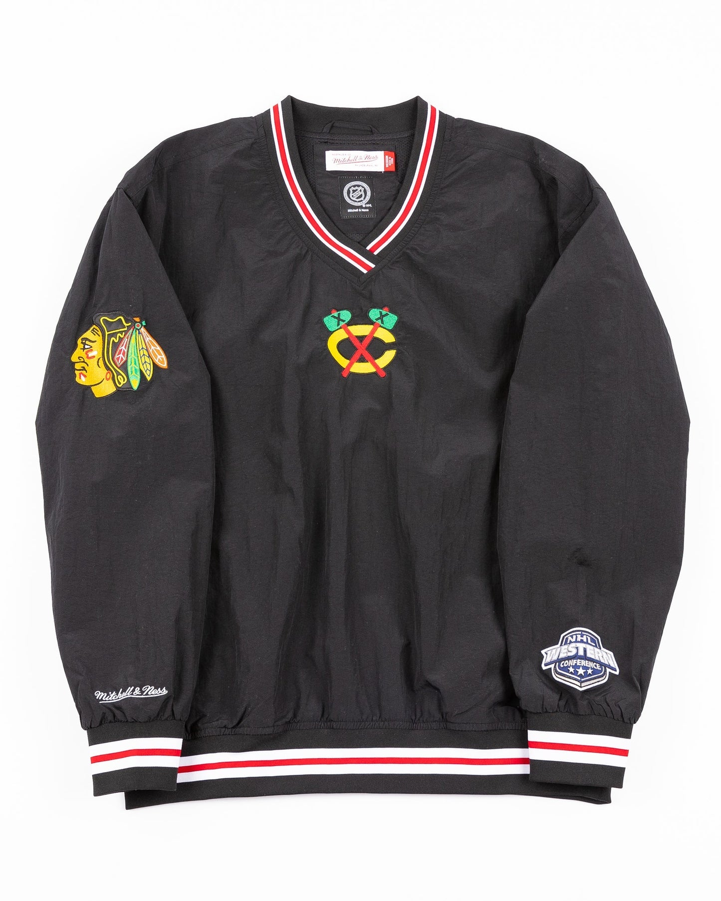 Mitchell & Ness Men's NHL Classic Nylon Pullover Current Logo Blackhawks Pullovers