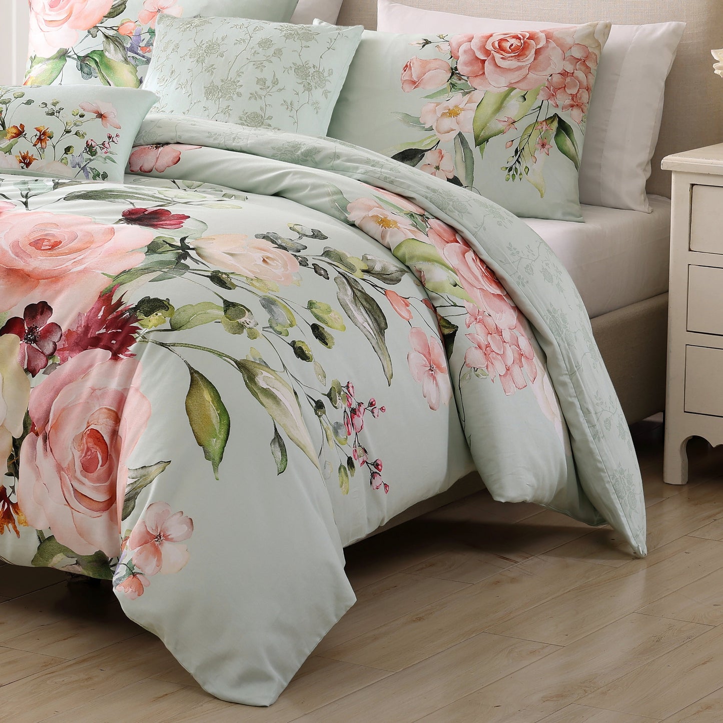 Misty Green / Rose Floral-