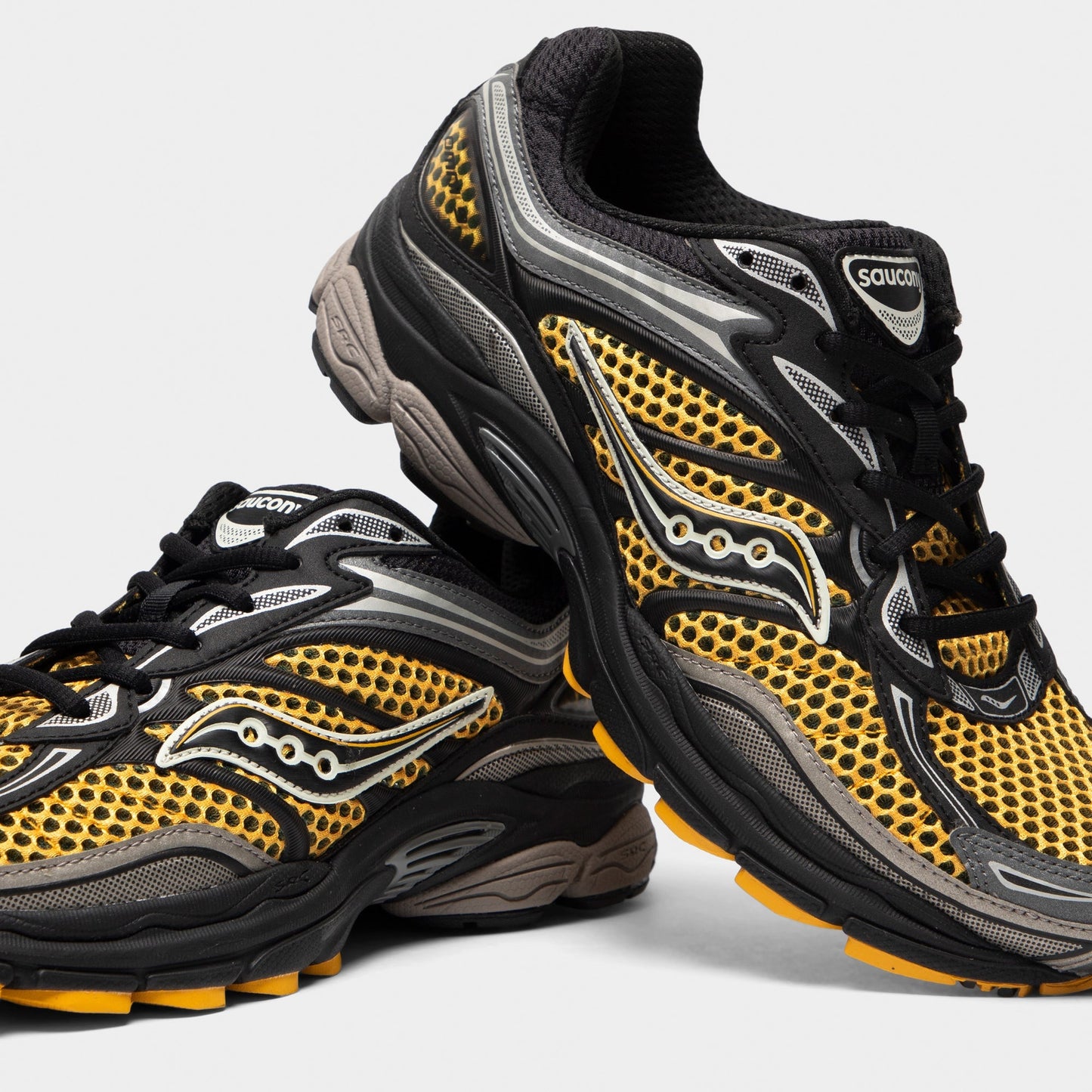 Saucony Mens Progrid Omni 9