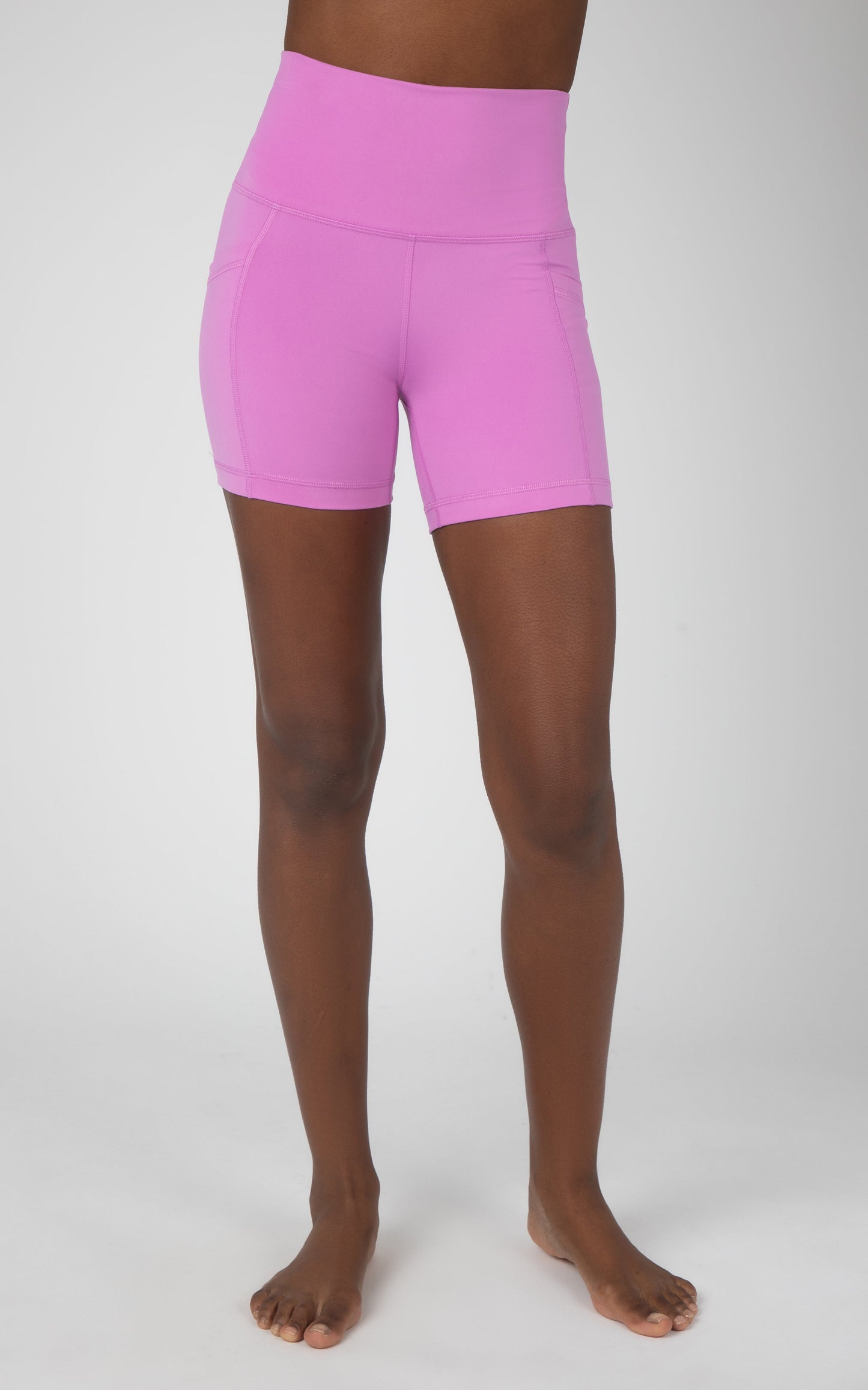 2 PK Lux 5" One Classic and One Pocketed  Shorts