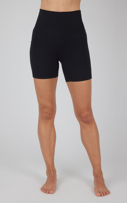 2 PK Lux 5" One Classic and One Pocketed  Shorts