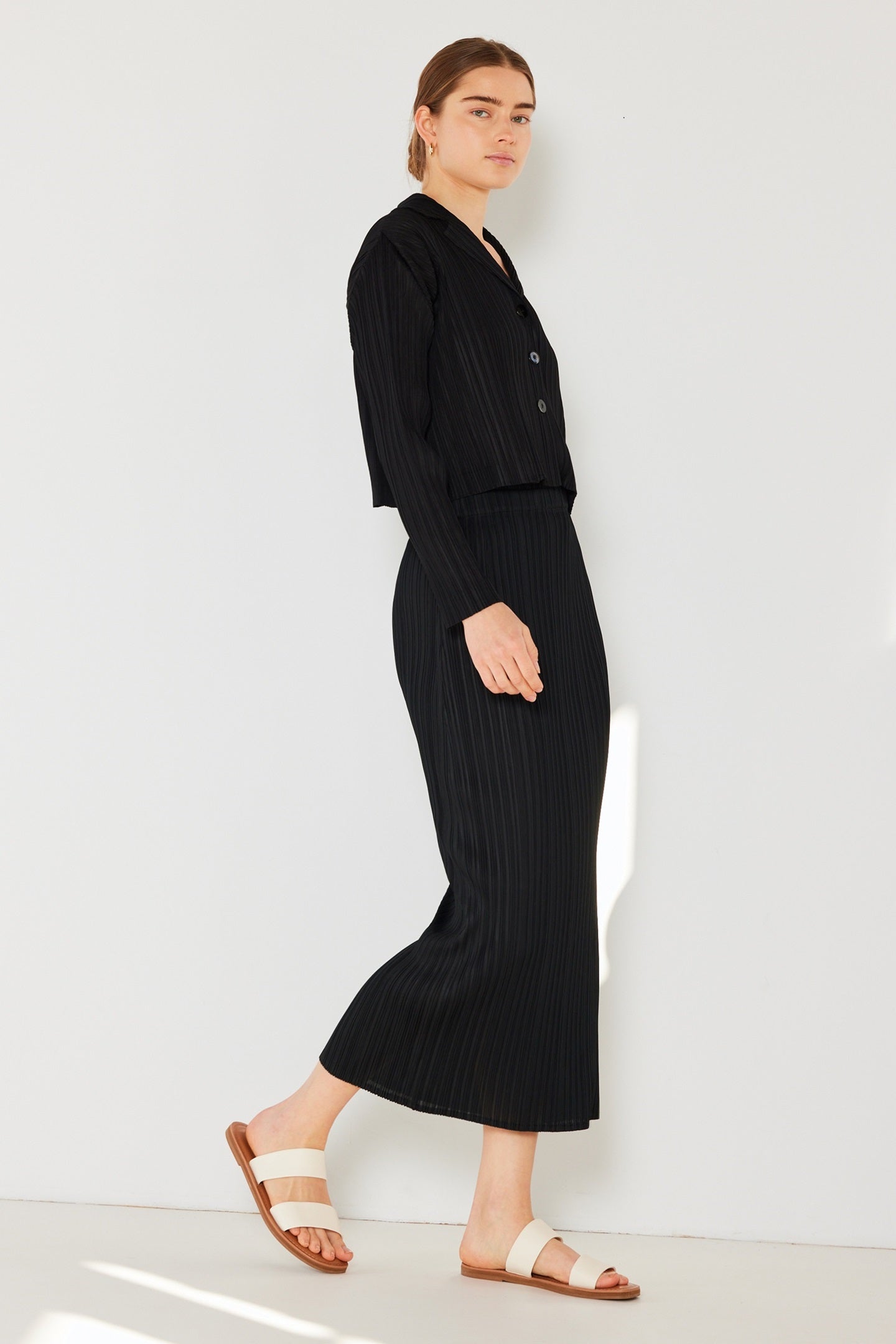 Marina West SKT01H Pleated Midi Pencil Skirt