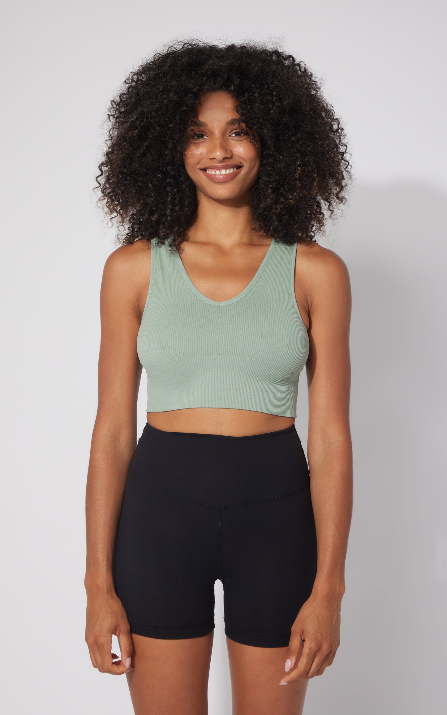 2 PK Ribbed Seamless V-Neck Cropped Tank Top