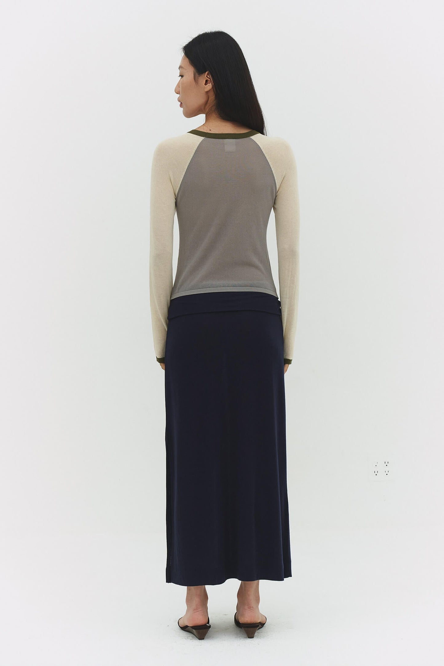 Mirinae Raglan Top in Matcha Mel