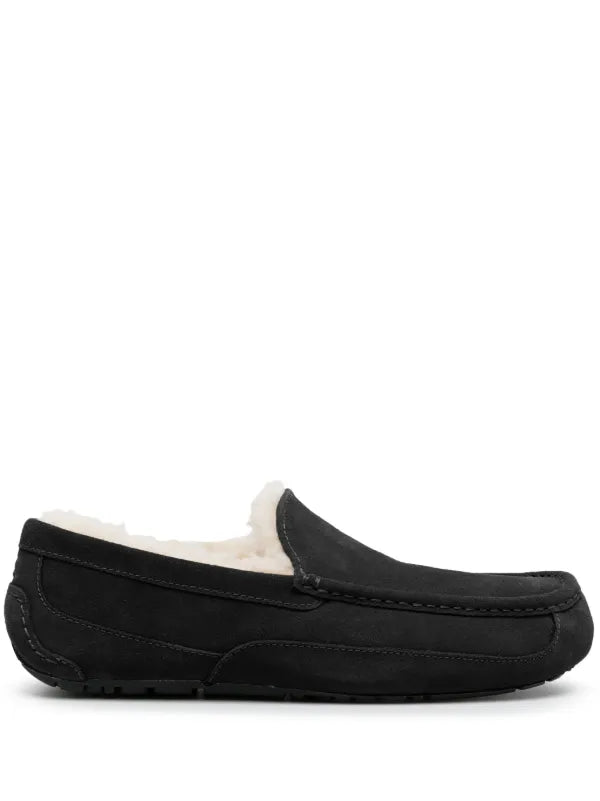 UGG Ascot Men's Slippers — Black Suede Sheepskin