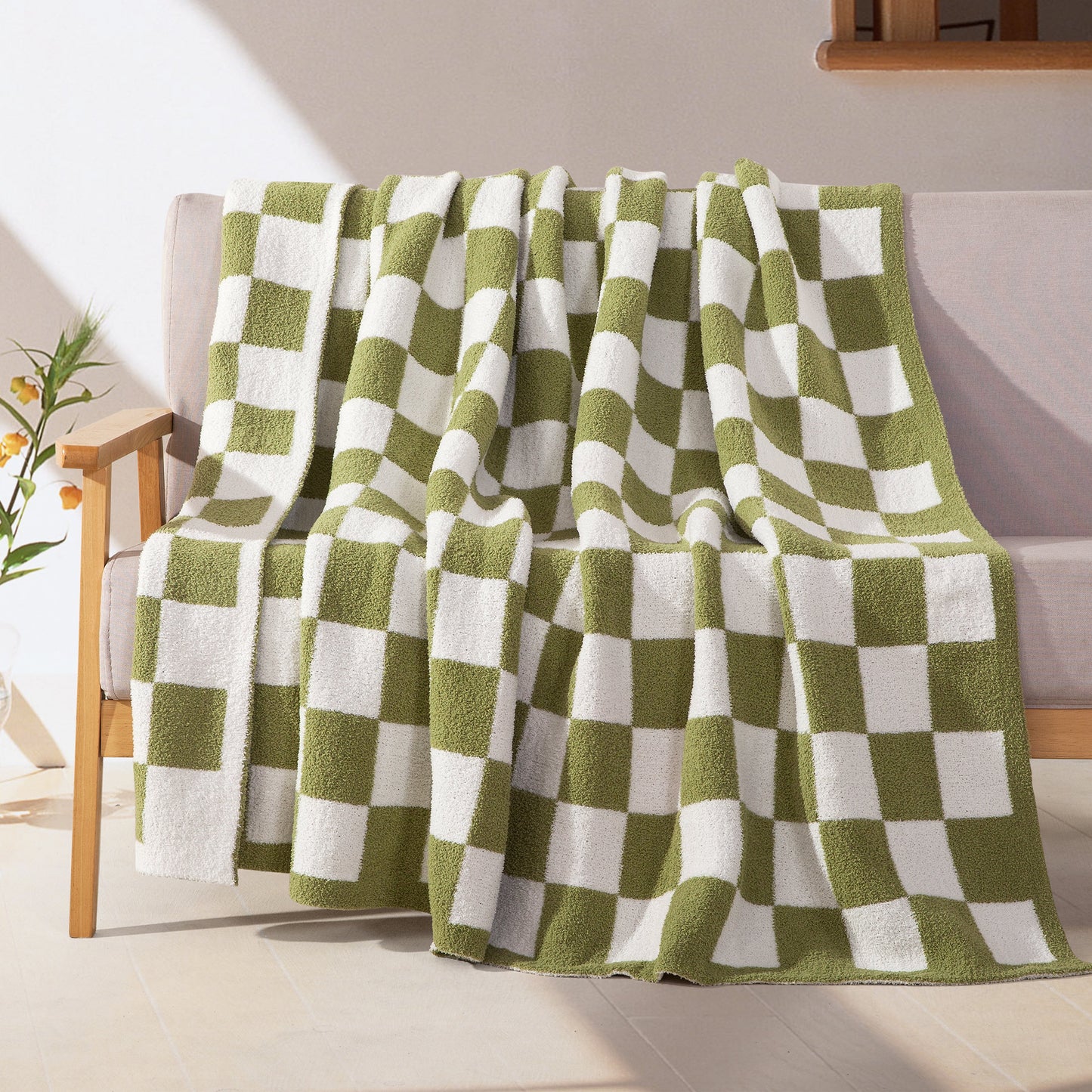 Elegant Comfort 50" x 70"  Ultra Soft Checkered Knitted Throw Blanket