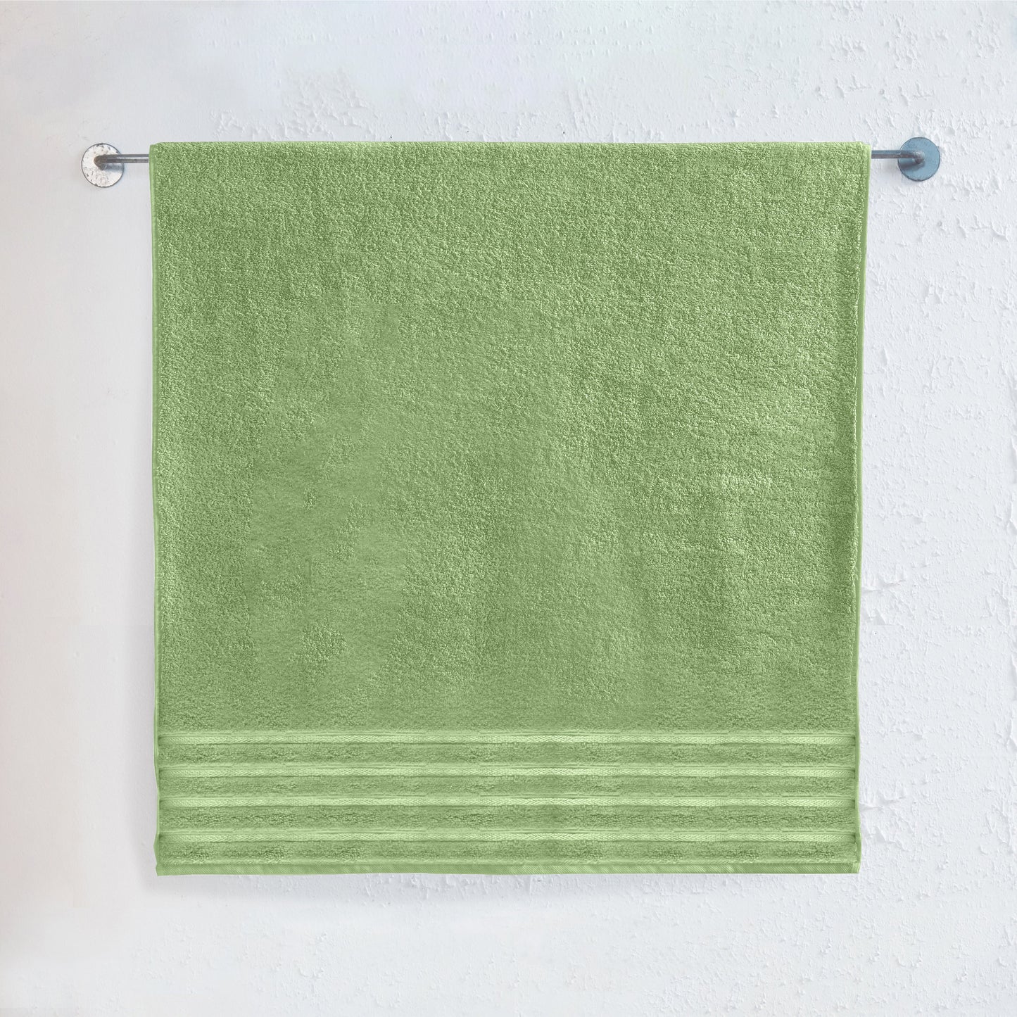 Elegant Comfort 1-Piece Premium Turkish Cotton 4 Lines Stripe Jumbo Towel, 35x 70 inch