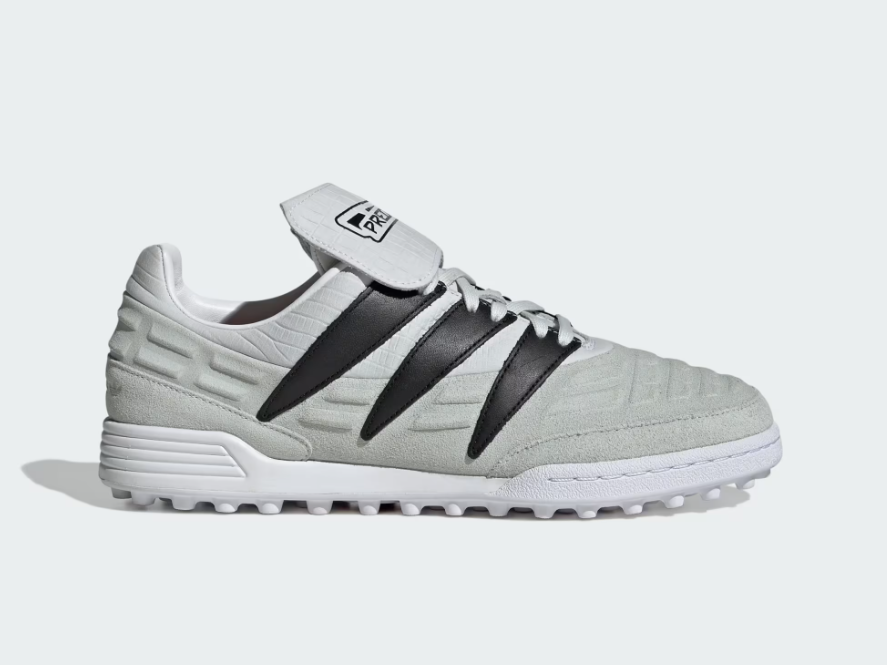 Cloud White/Core Black/Team Victory Red-