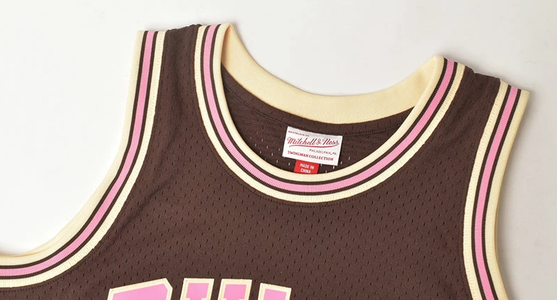 Men's Mitchell & Ness Brown Sugar Bacon Swingman Jersey Bulls 1997 Dennis Rodman