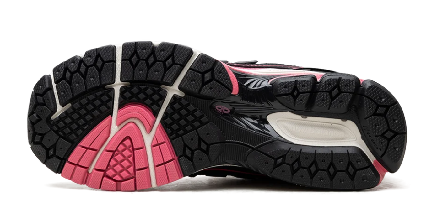 Men's New Balance 1906R - Desert Heat/Black/Pink