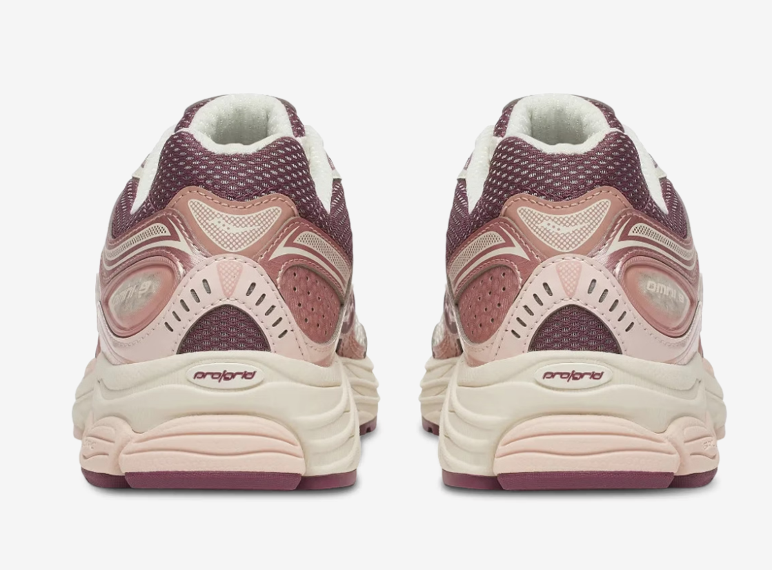 Saucony Womens Progrid Omni 9 Ivory/Peony