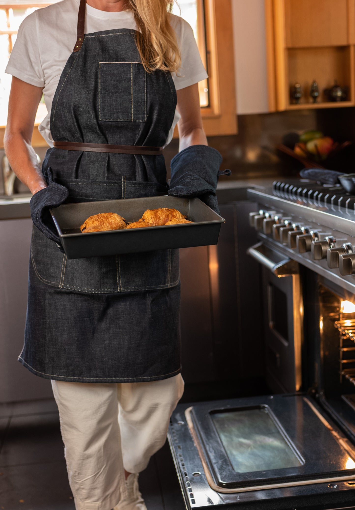 The Selvedge Apron With Removable Leather