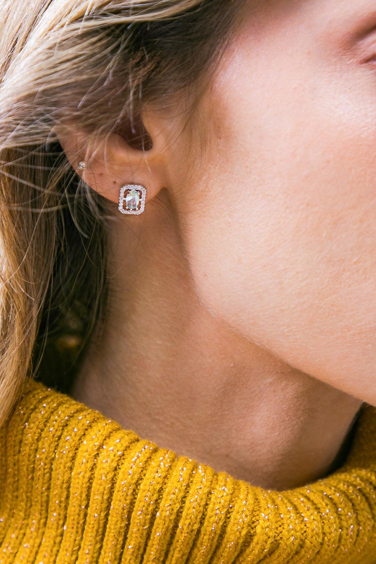 Halo Zirconia Round Earrings