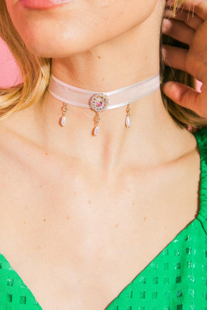 Lola Lace Choker