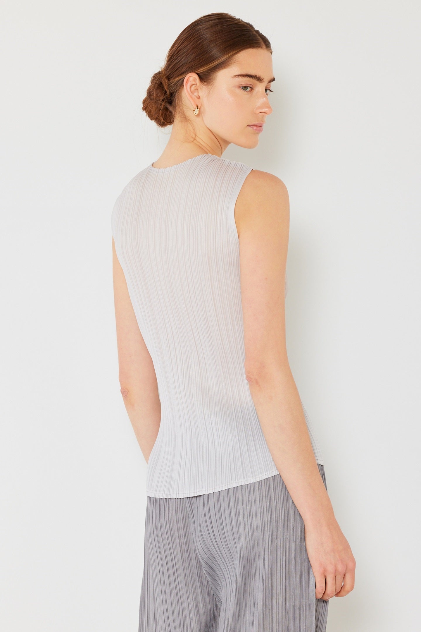 Marina West Pleated Sleeveless Tank Top (T01SL) - Light Gray