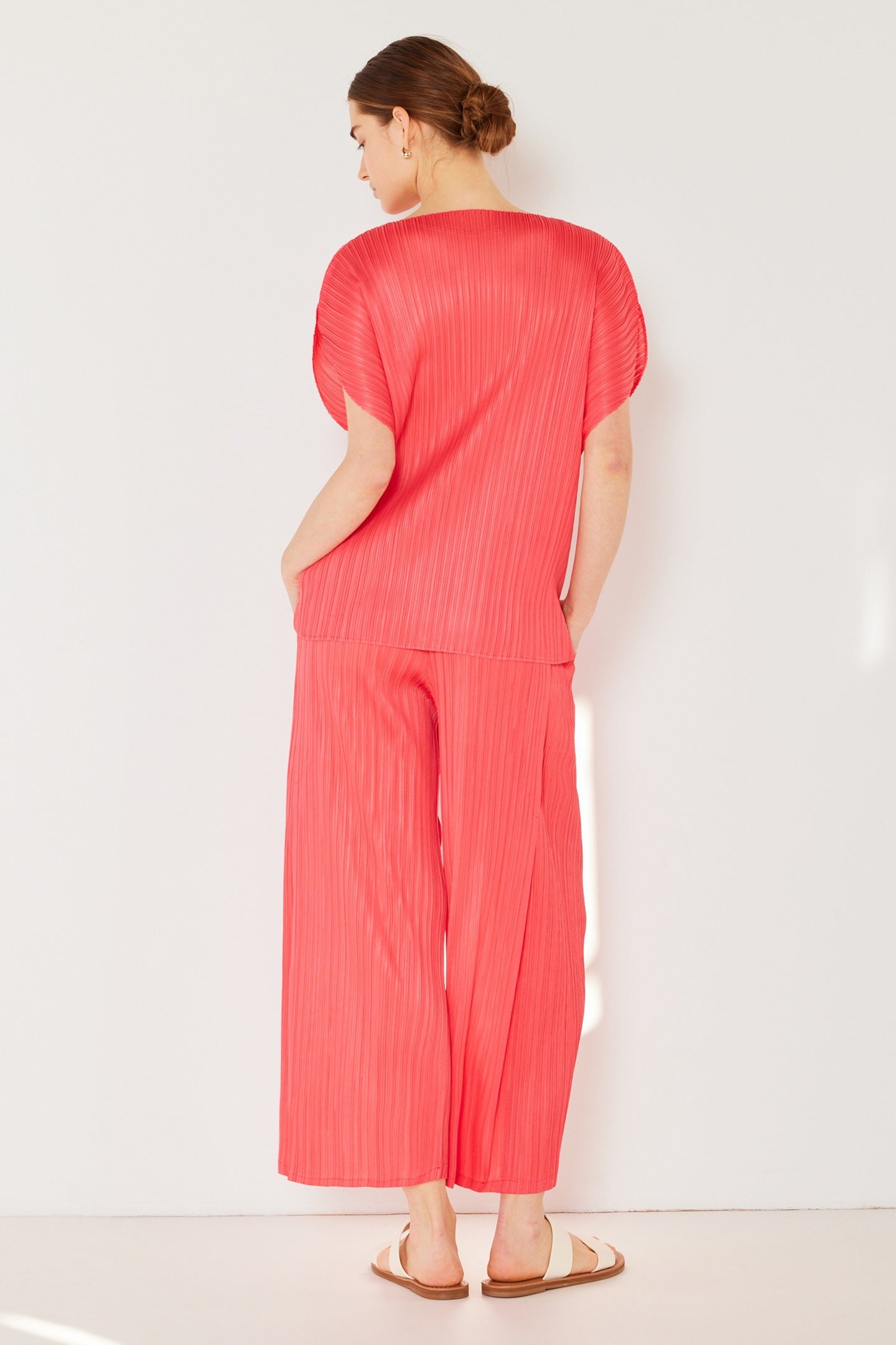Marina West T02SR Pleated Dolman Sleeve Top