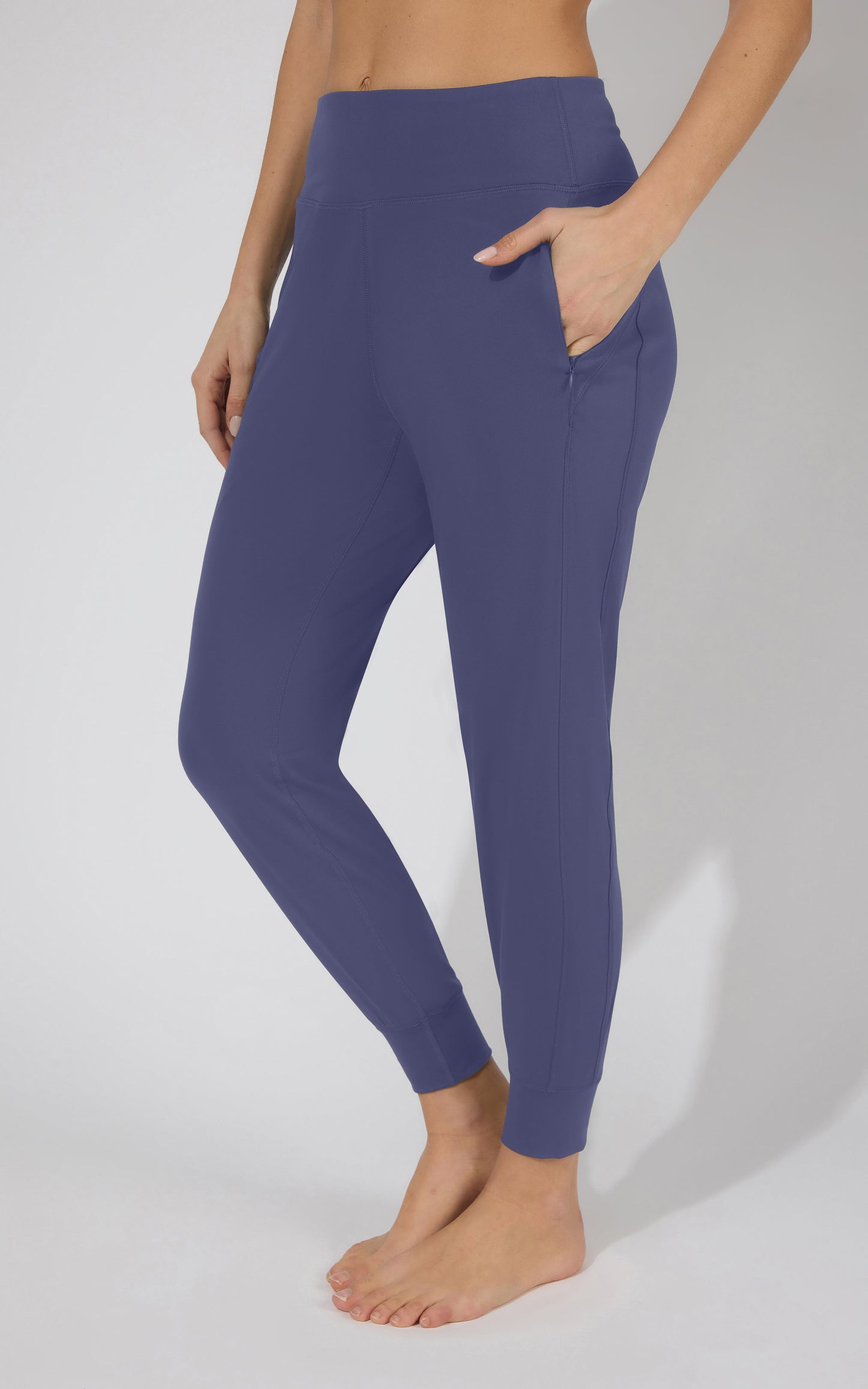Interlock Zipper Pockets Greenwich Jogger