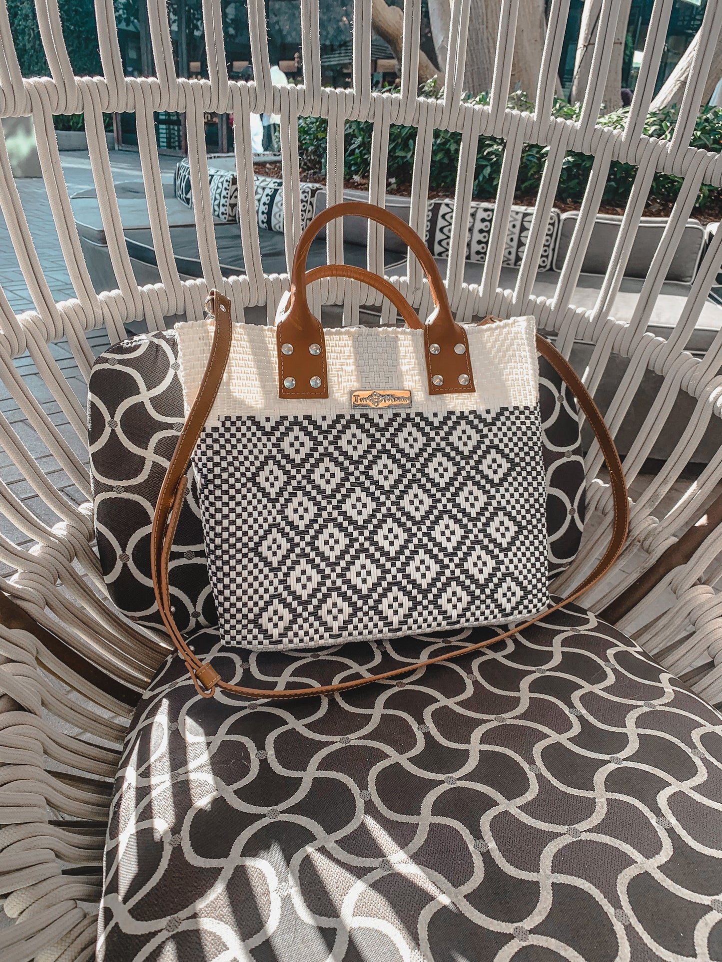 Tin Marin White Large Woven Crossbody Bag - Leather