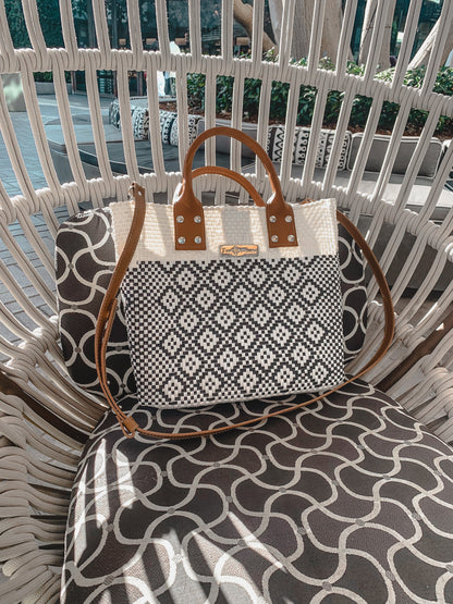 Tin Marin White Large Woven Crossbody Bag - Leather