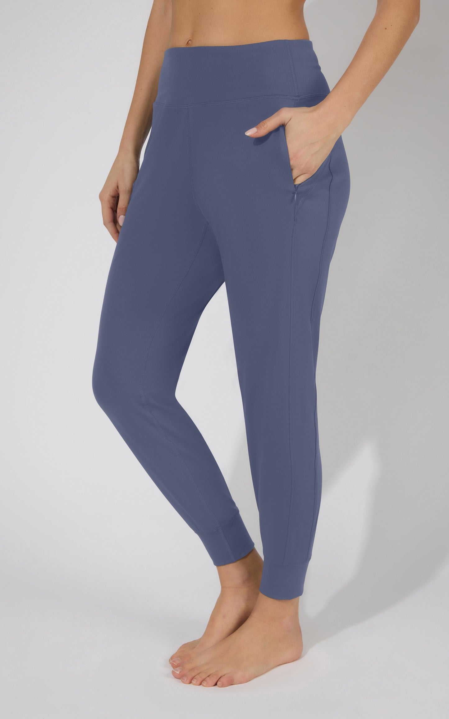 Interlock Zipper Pockets Greenwich Jogger - Our Linen Story