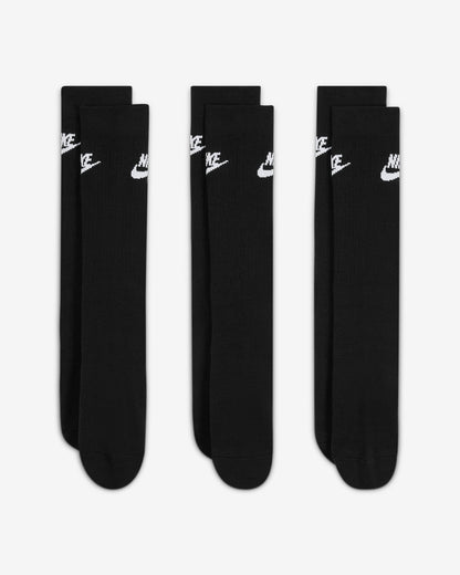Nike Men's Sportswear Everyday Essential Crew Socks 3 Pairs