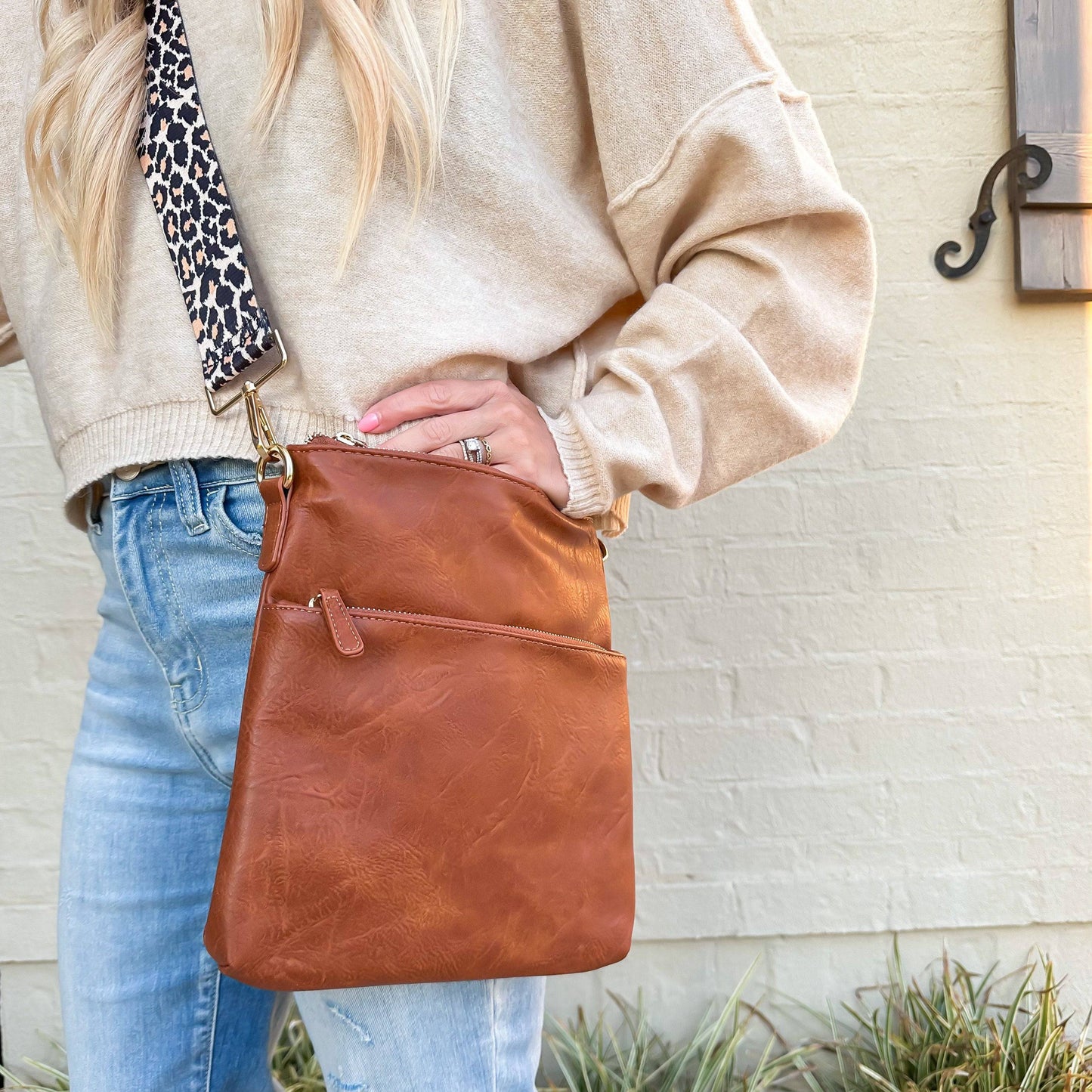 Threaded Pear Chloe Crossbody | Choose Your Strap