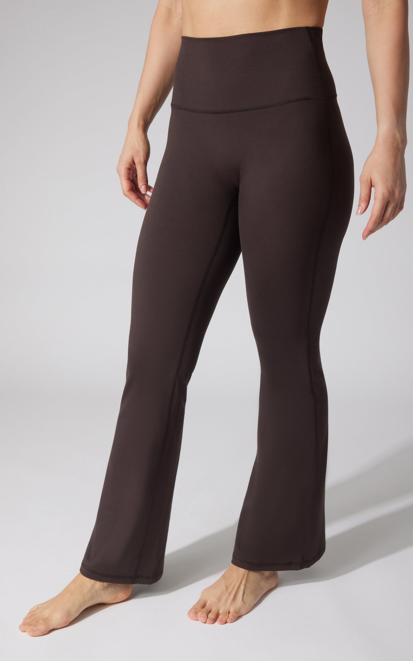 Lux Hudson Elastic Free V-Back 7/8 Flare Pant