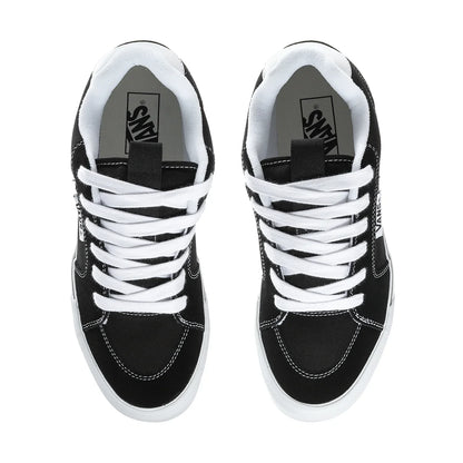 [vn000czwbzw] Mens Vans Chukka Push - Black/white