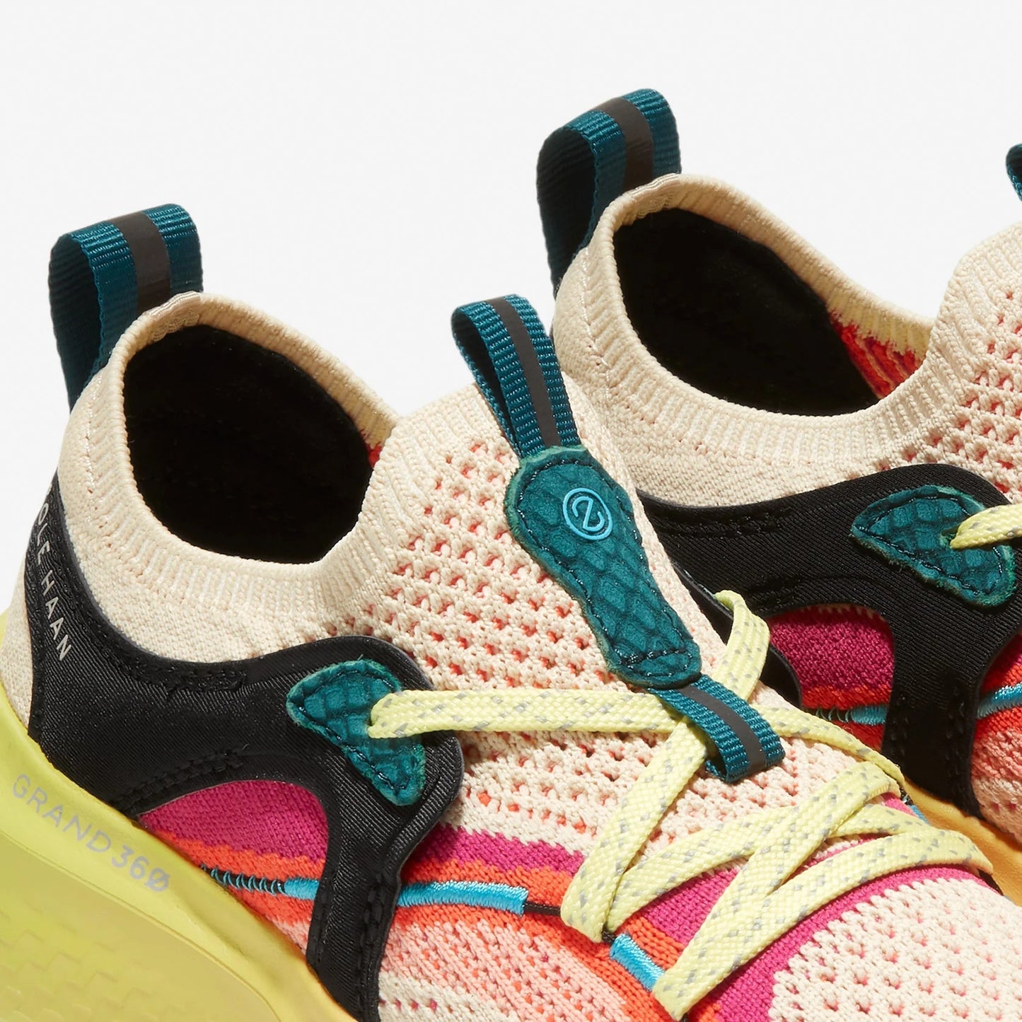 Cole Haan Womens Zerøgrand Outpace 2 Running Shoe
