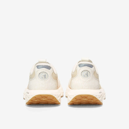 Cole Haan Womens Zerøgrand Outpace 3