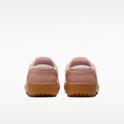 [hq1940-602] Womens Nike Terra Manta 'particle Pink'