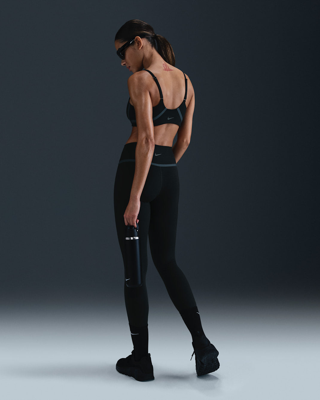 Nike Women's Sports Bra One Convertible Lightly Lined Light Support Sports Bras