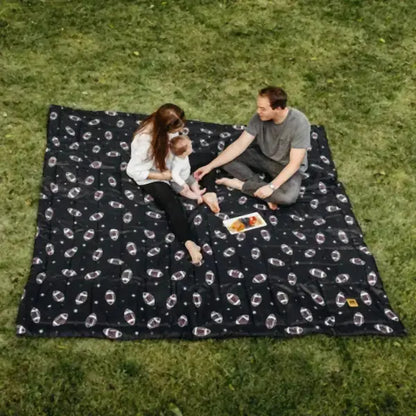 XL Outdoorsy™ Blanket
