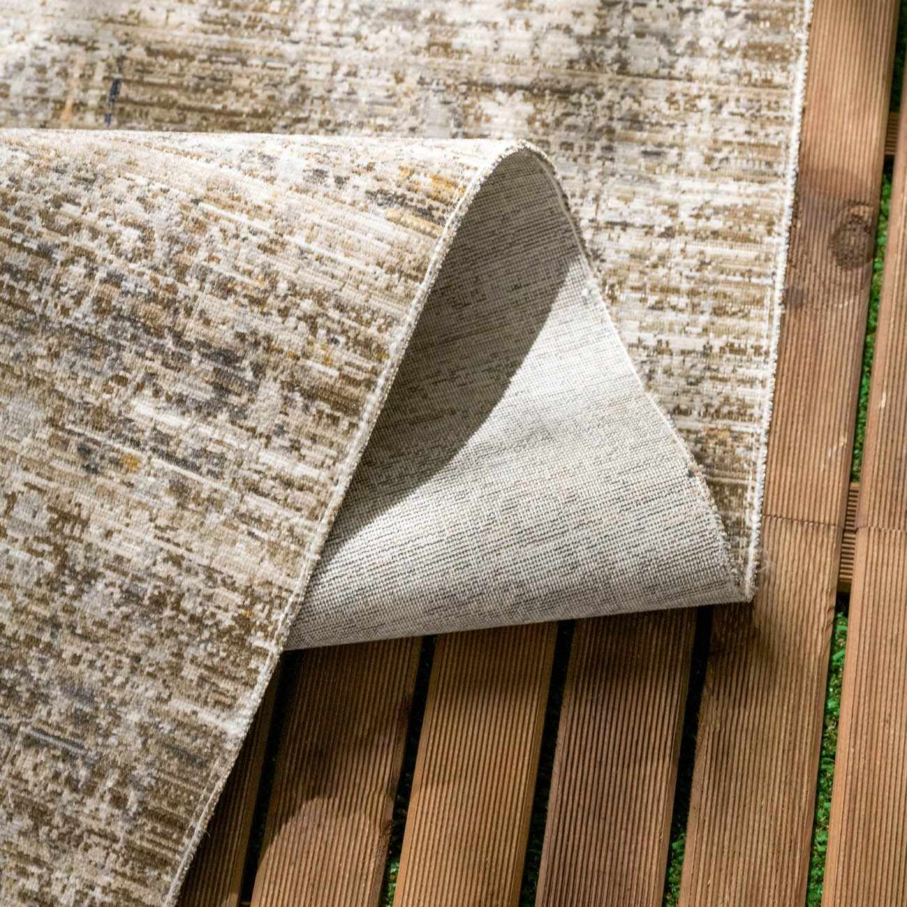 Yamir Washable Outdoor Rug