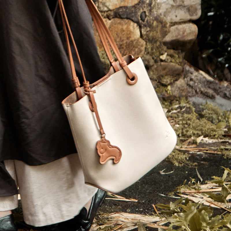 Ivory-