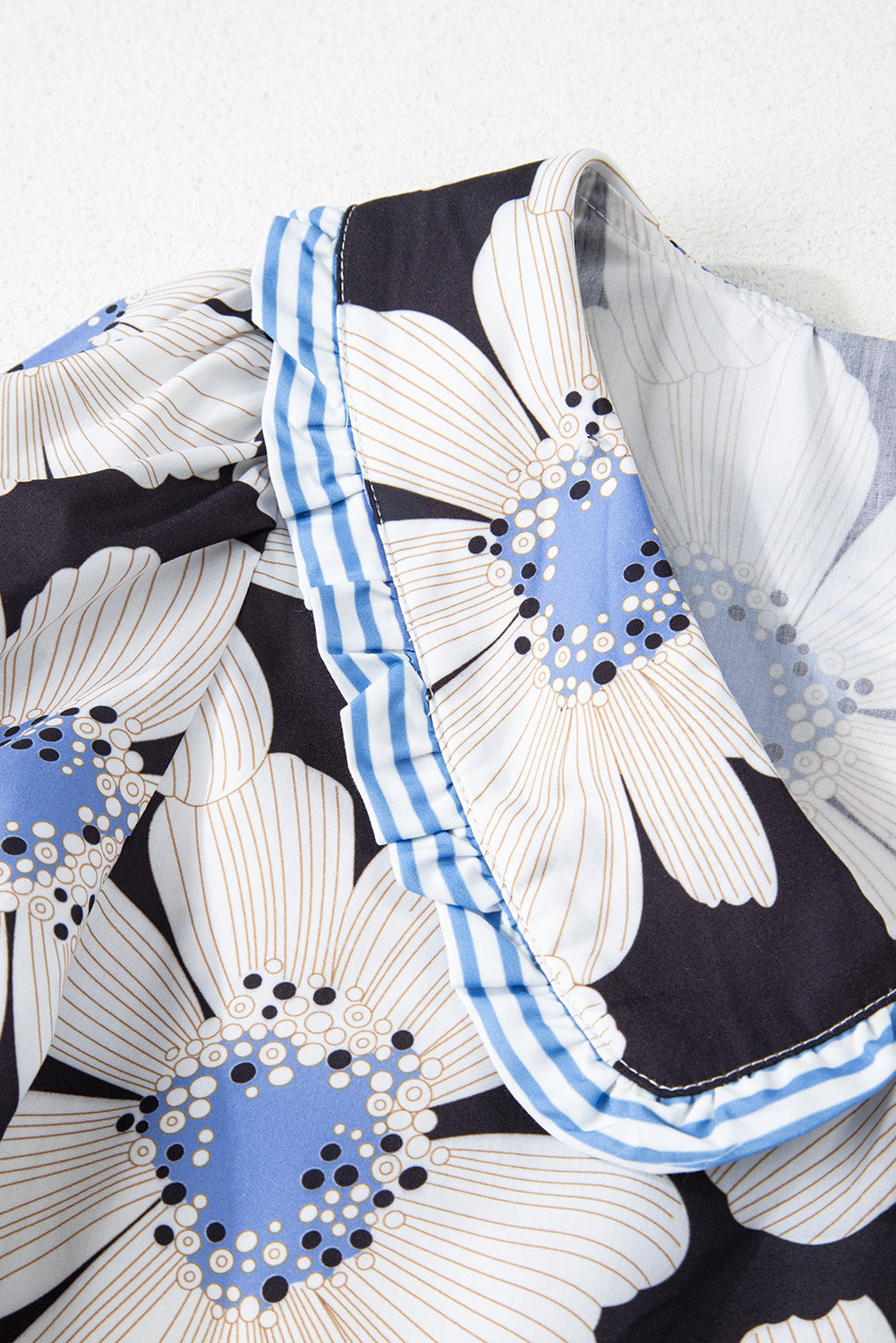 Threaded Pear Azariah Tie Sleeve Collared Blouse