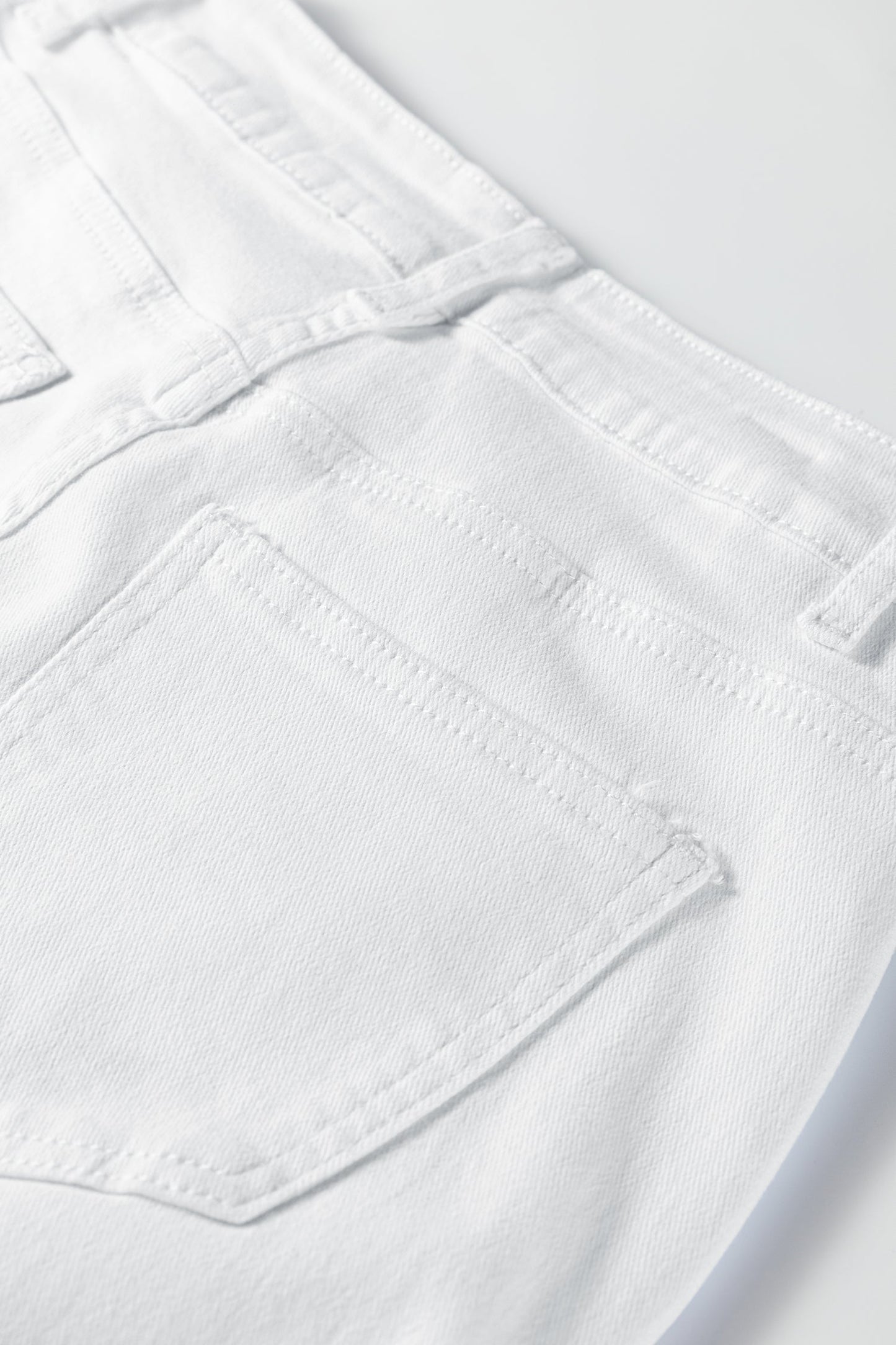 Threaded Pear Michaela Straight Leg Loose Jeans
