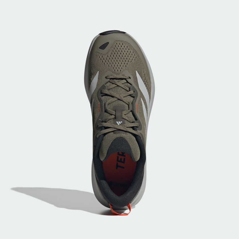 Olive Strata / Grey Two / Core Black-