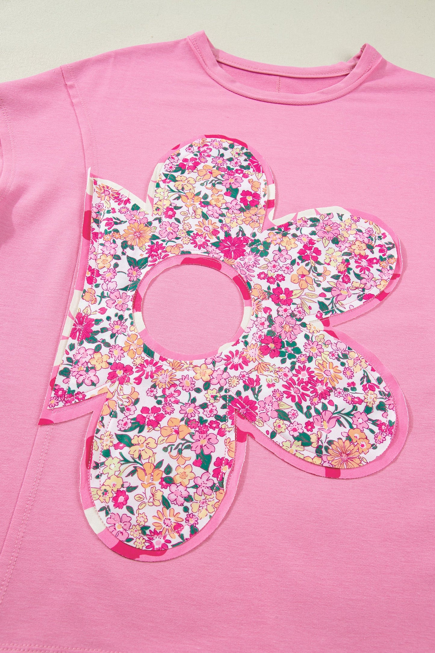 Threaded Pear Adriana Big Flower Oversize Tee