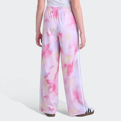 Pink-