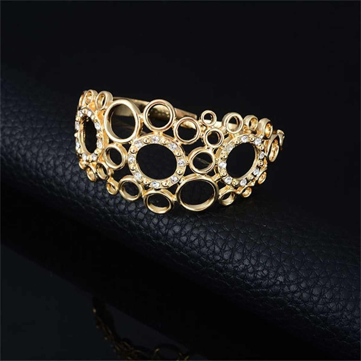 Metallic-