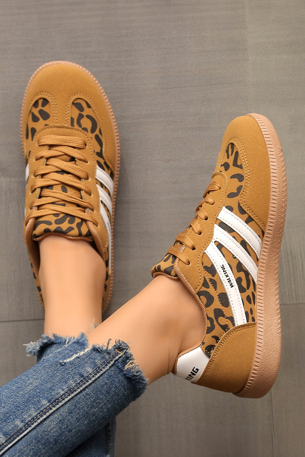 Threaded Pear Zaria Detail Lace Up Shoes