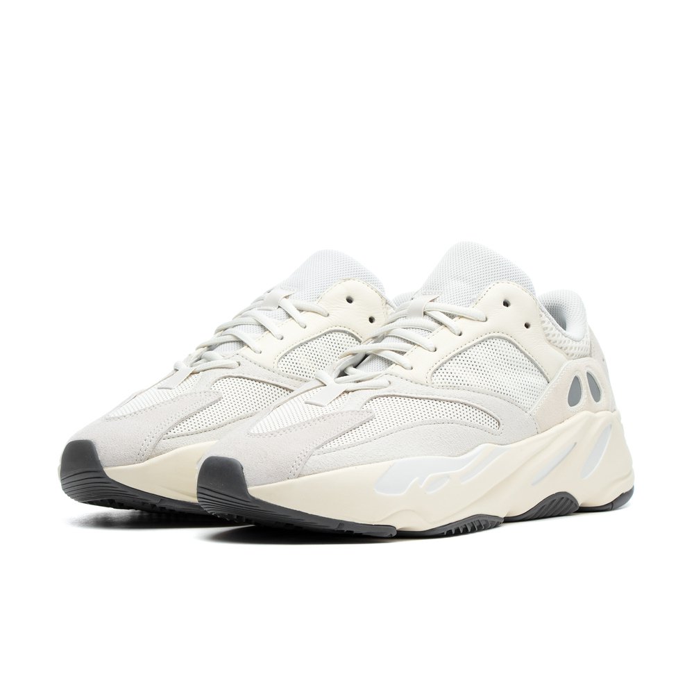 Men's adidas Yeezy Boost 700