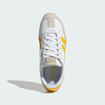 Cloud White / Bold Gold / Chalk White-