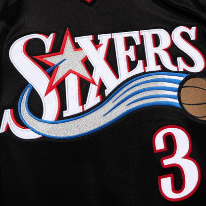 Mitchell & Ness Men's Authentic Jersey 76Ers 2006 Allen Iverson