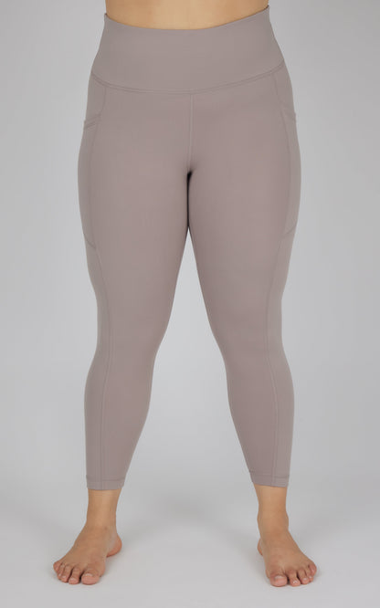Plus Side Pocket Ankle Legging