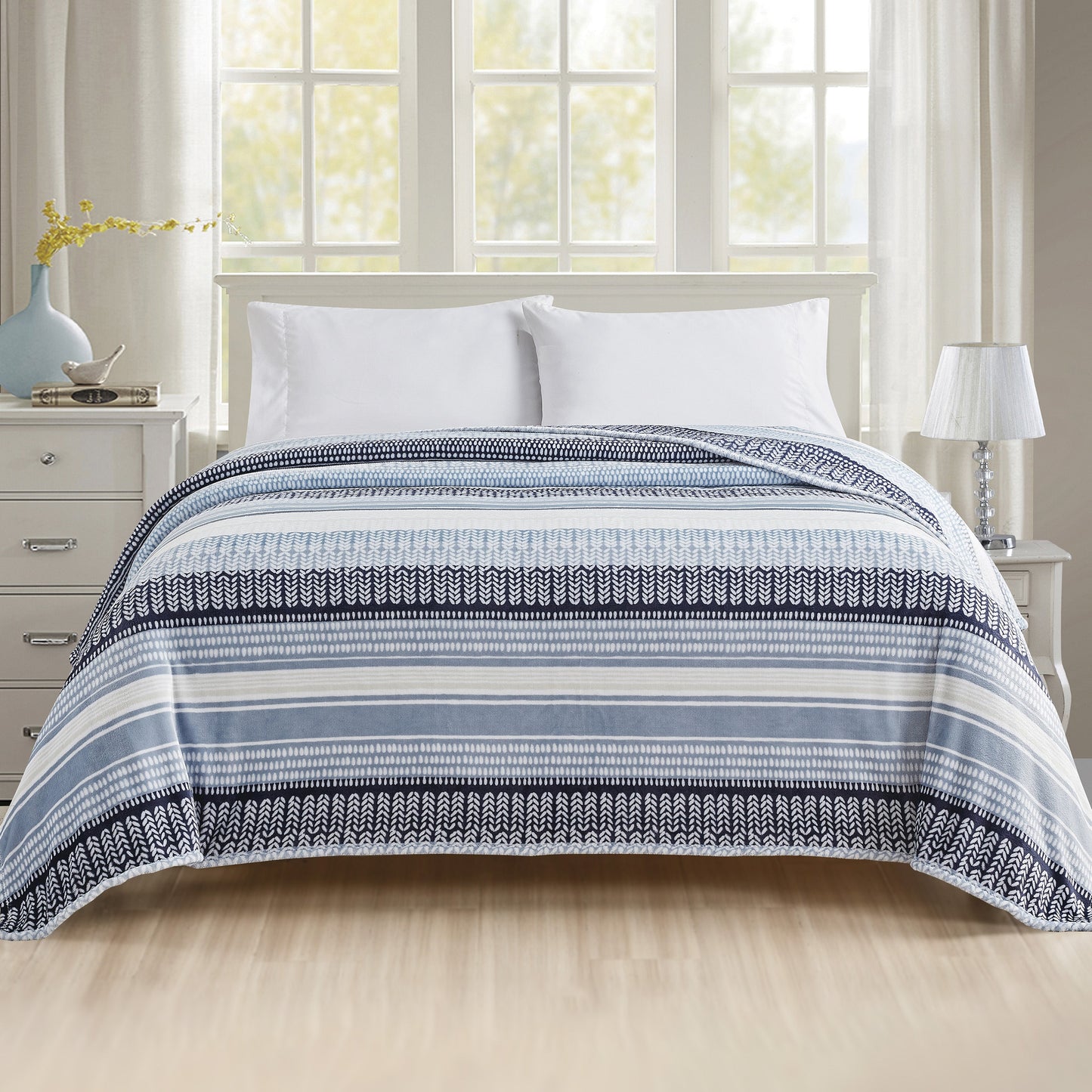 Elegant Comfort Printed Bed or Oversized Couch Blanket - Lightweight for All Season Warmth