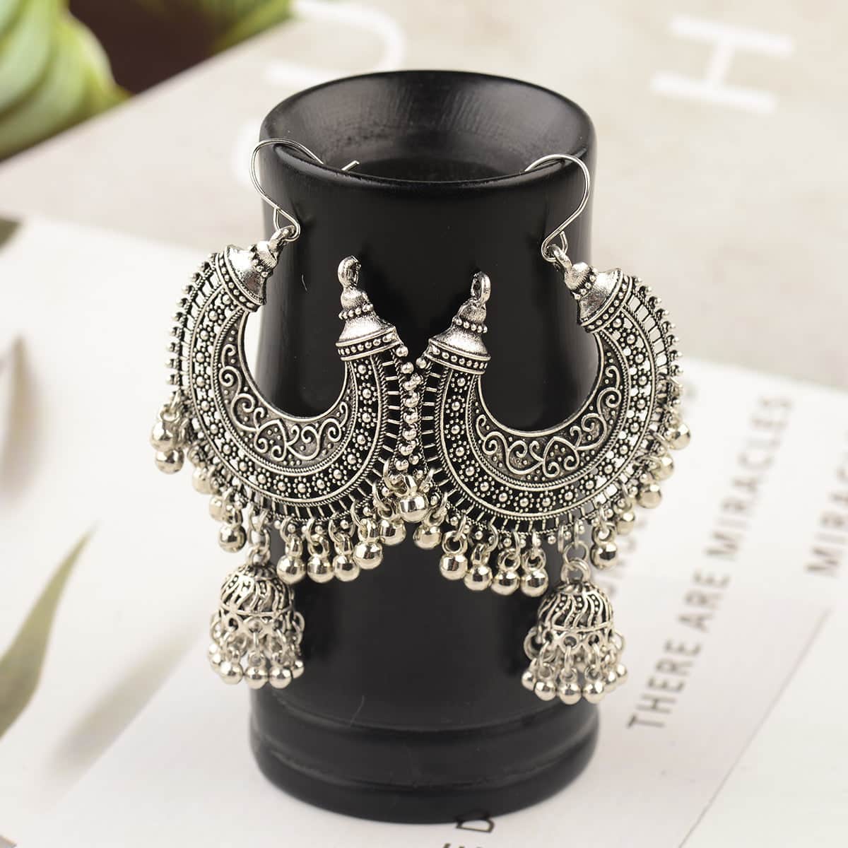 Metallic-