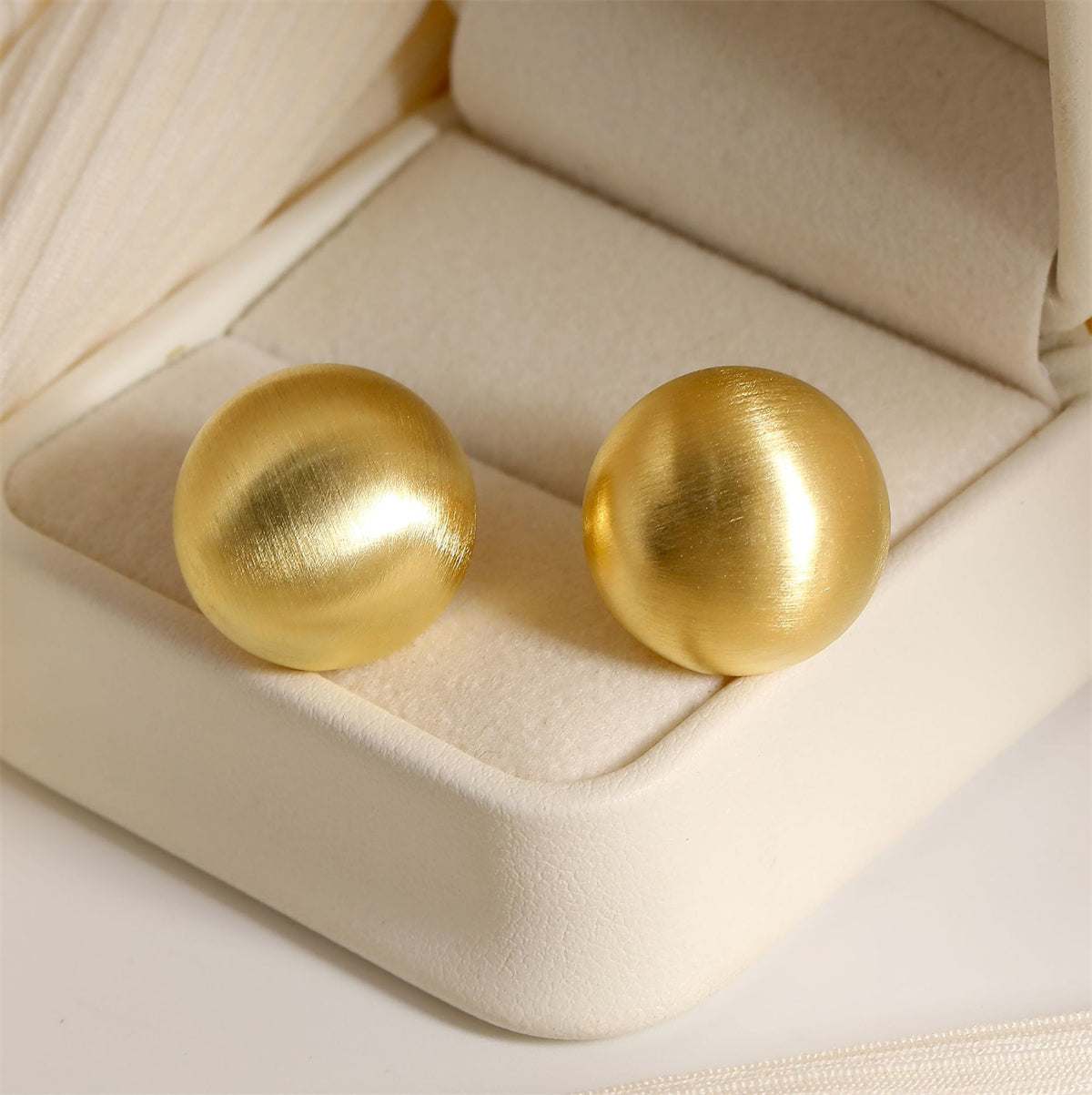 Metallic-